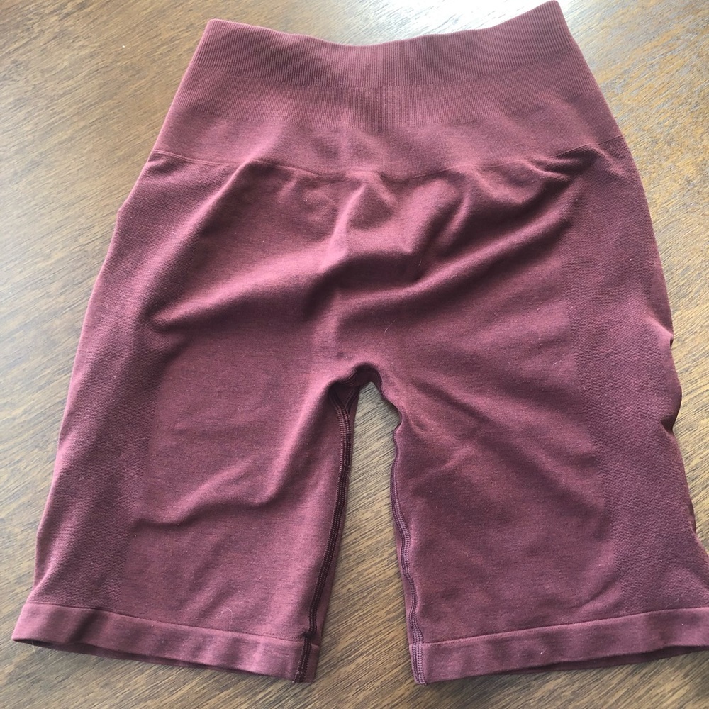 Alphalete Amplify Bike Shorts size small